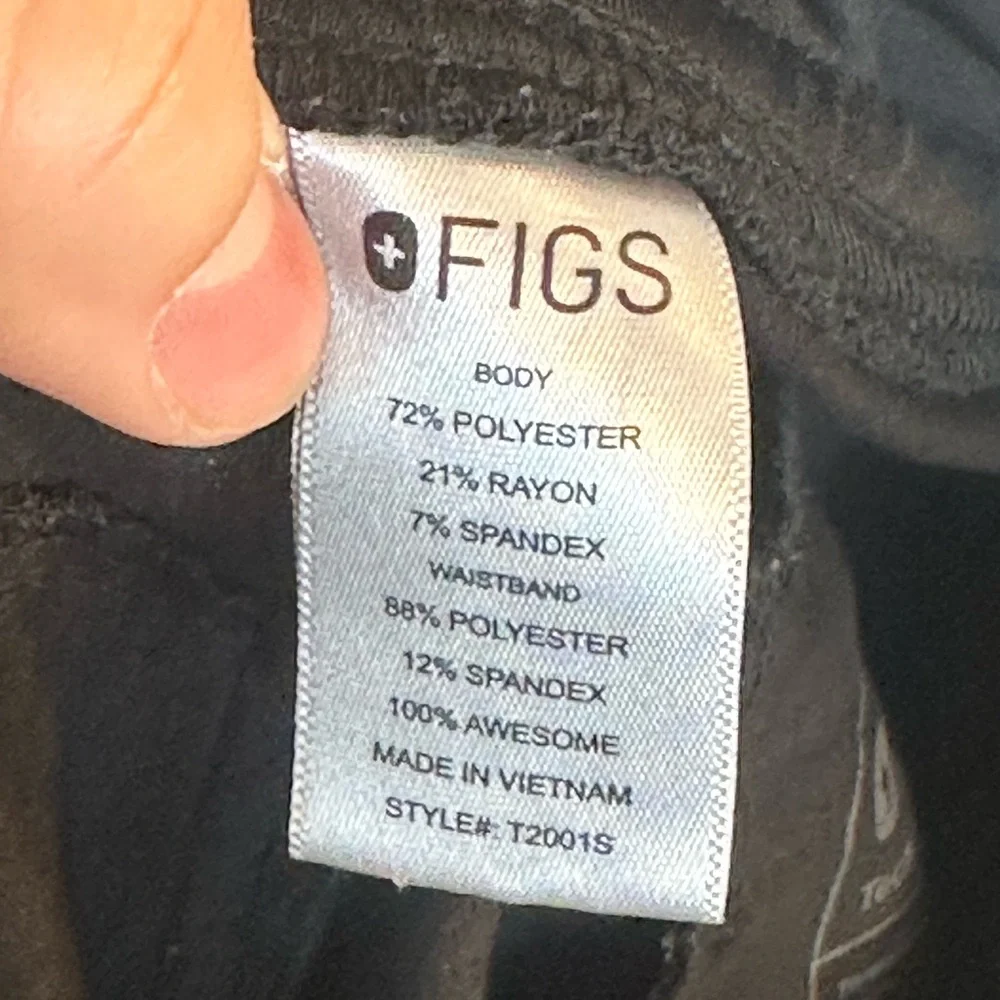 FIGS Axim Cargo Black Medical Scrubs, Size 36